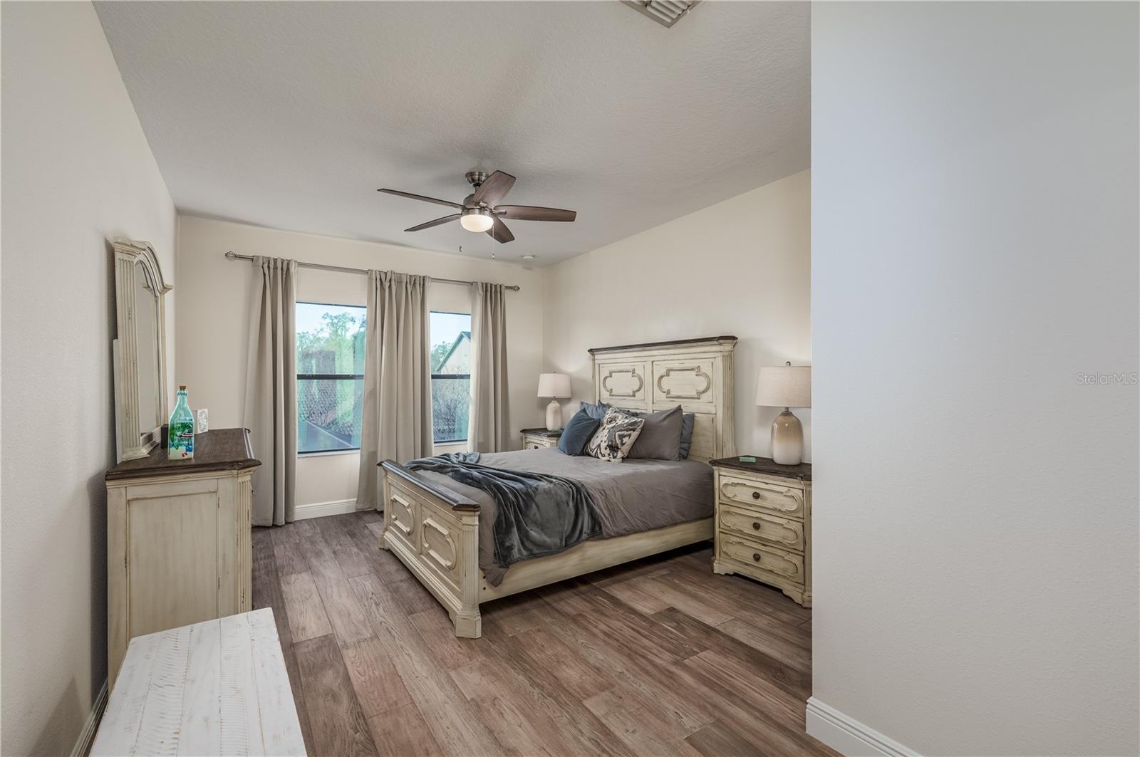 Image 23 of 56 For 23986 Terracina Court