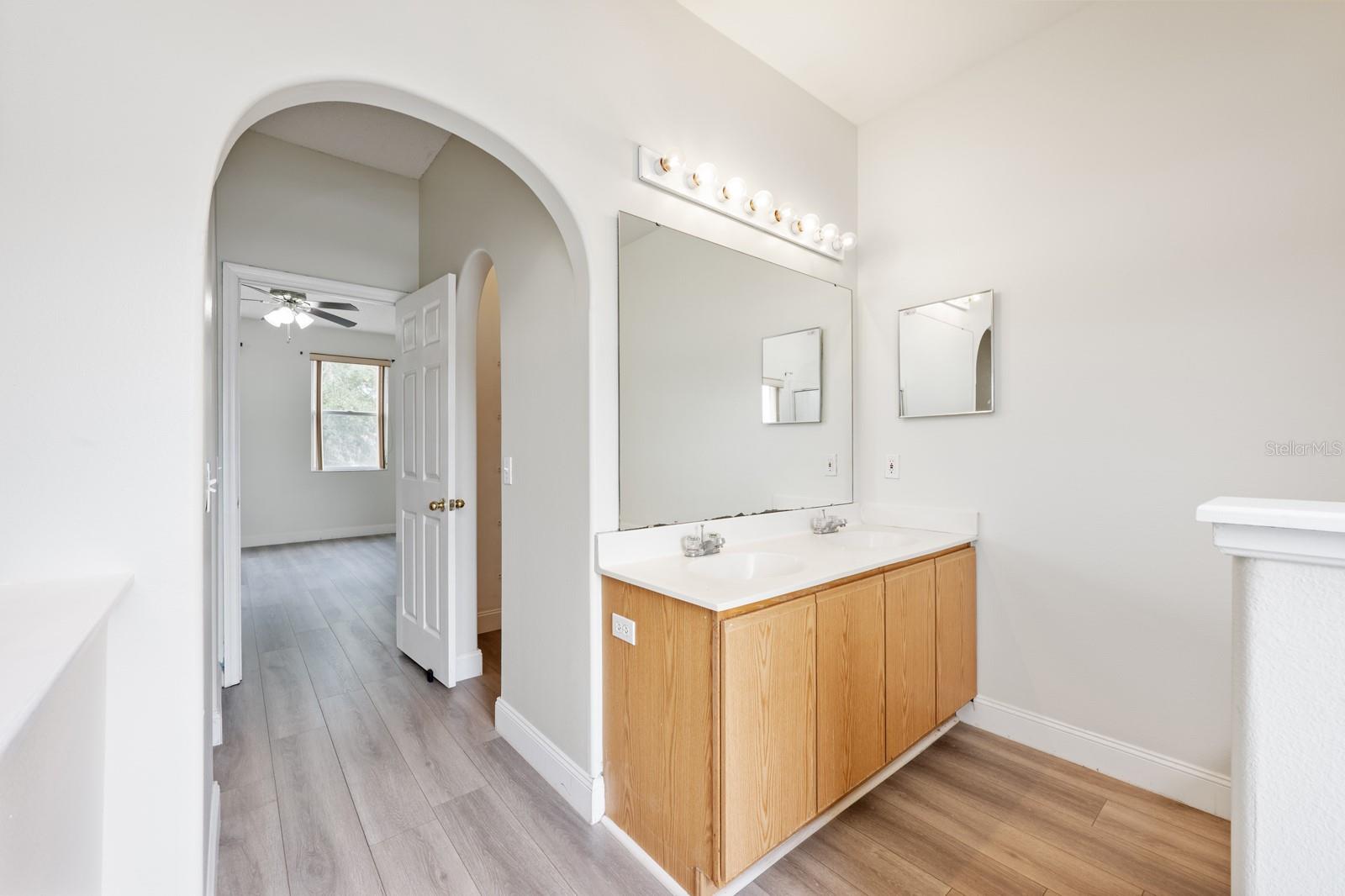 Image 10 of 28 For 3222 Reserve Court