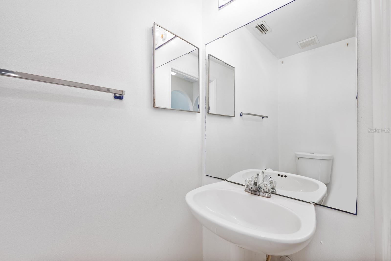 Image 16 of 28 For 3222 Reserve Court