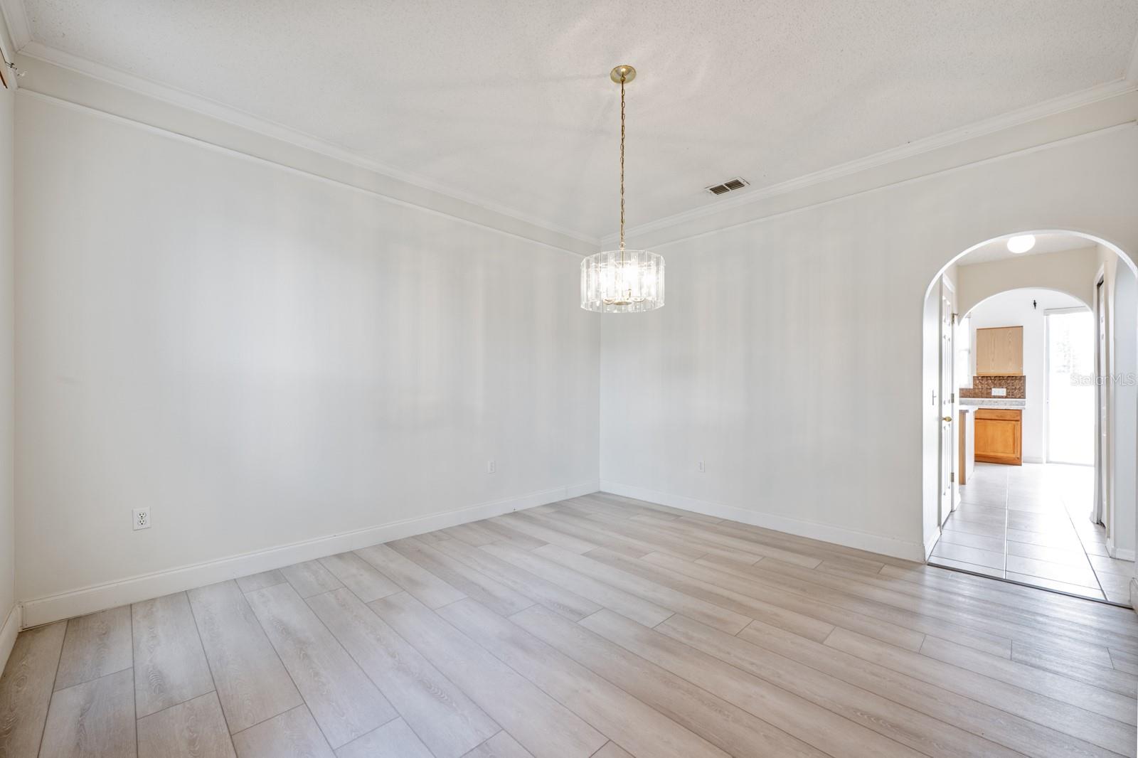 Image 20 of 28 For 3222 Reserve Court