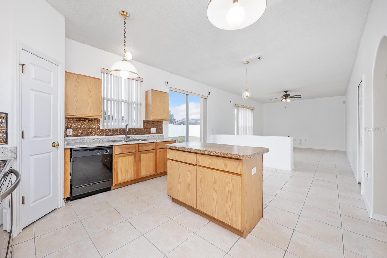 Image 5 of 28 For 3222 Reserve Court