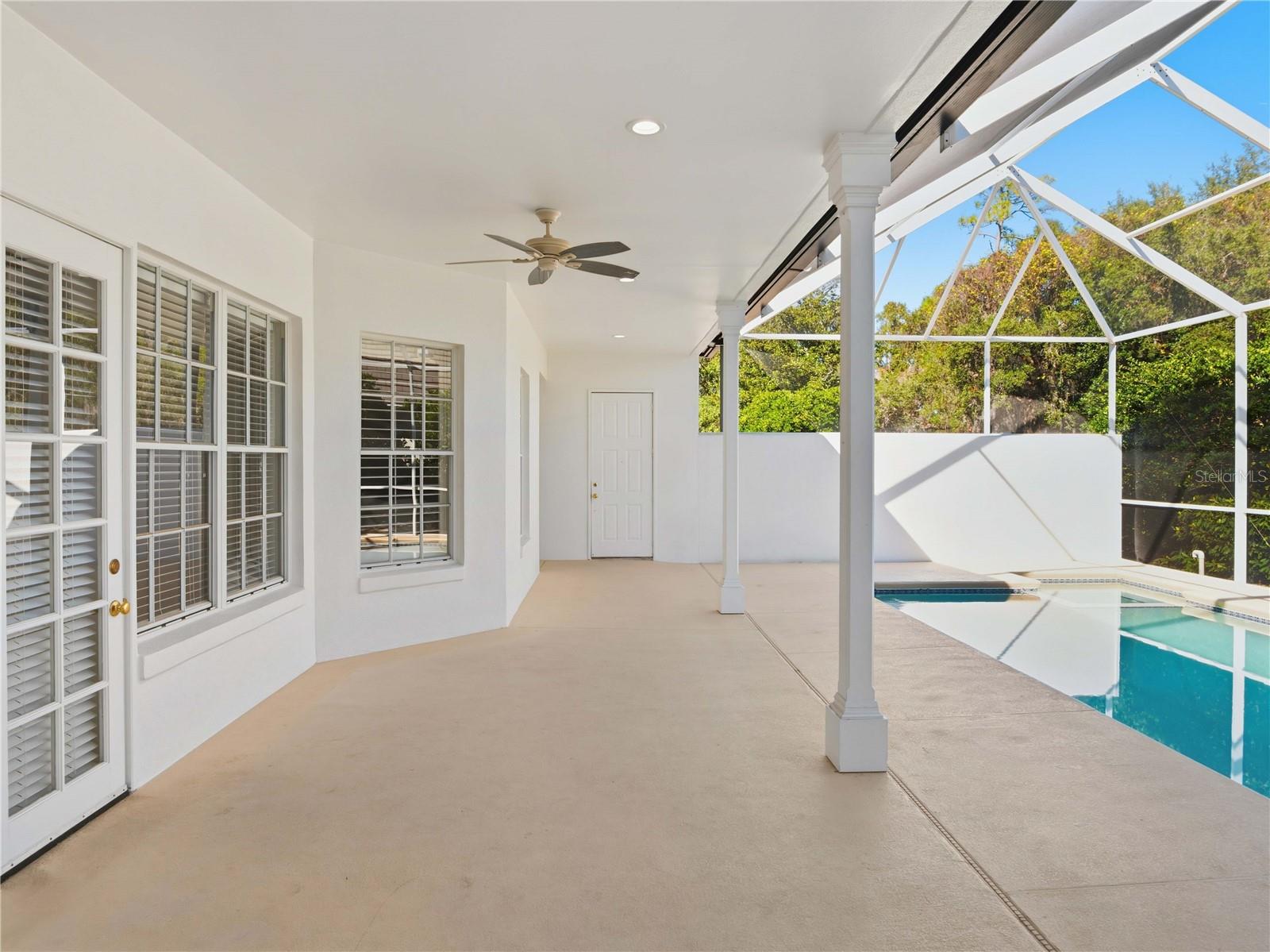 Image 5 of 29 For 9648 Bryanston Drive