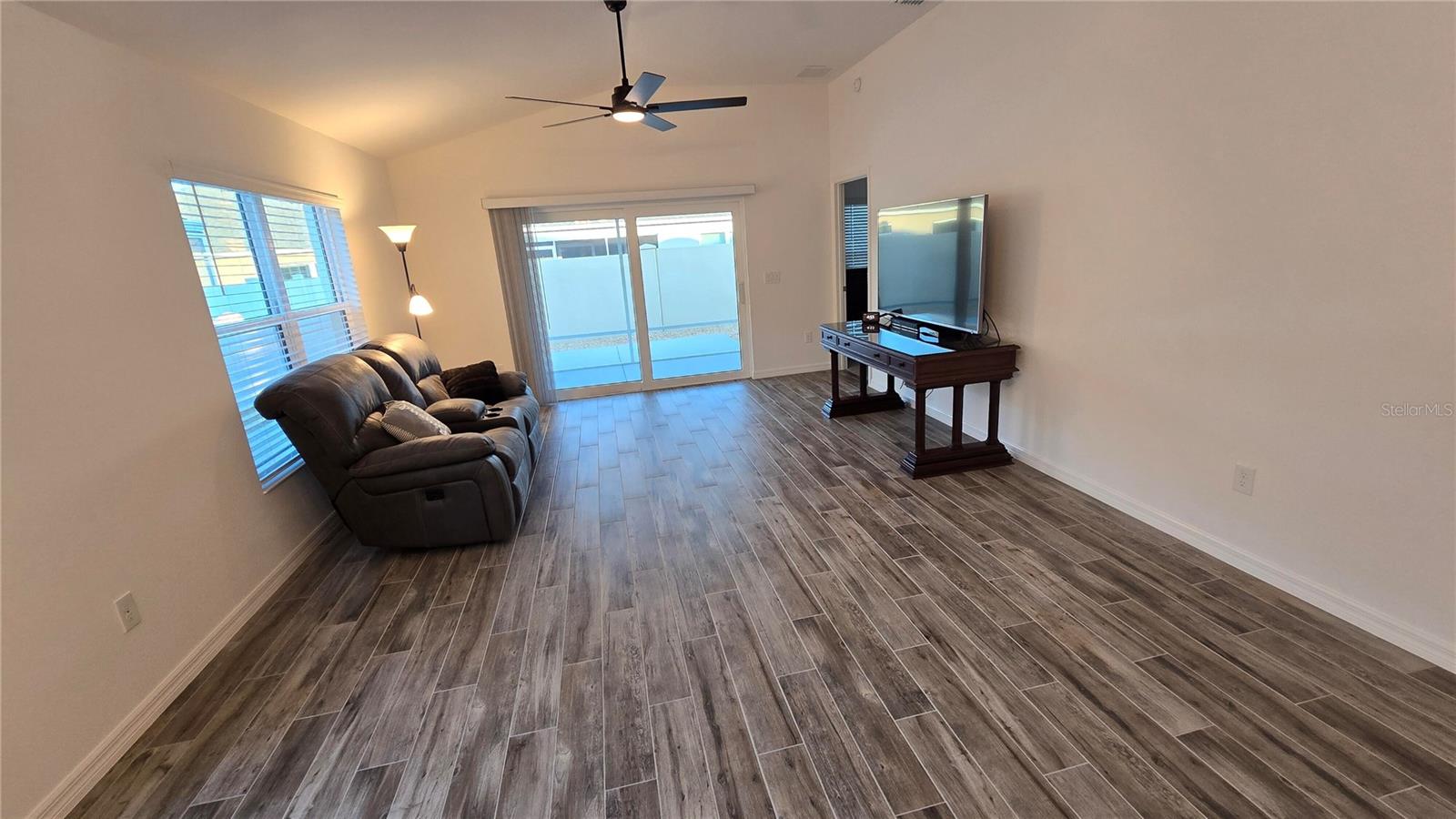 Image 3 of 18 For 5927 Walters Court