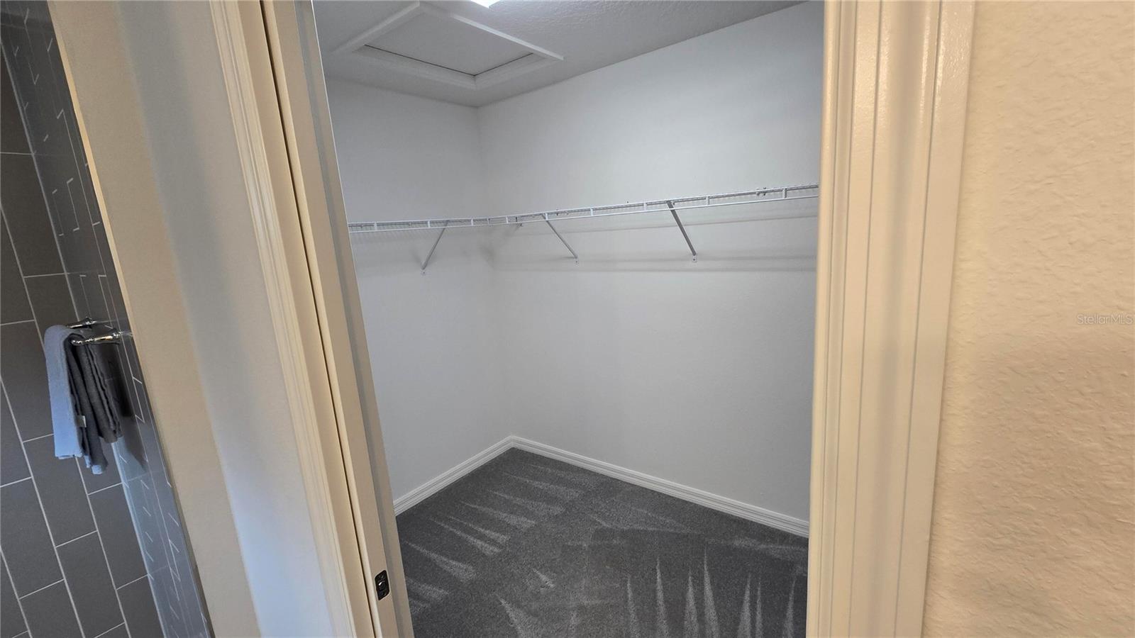 Image 7 of 18 For 5927 Walters Court