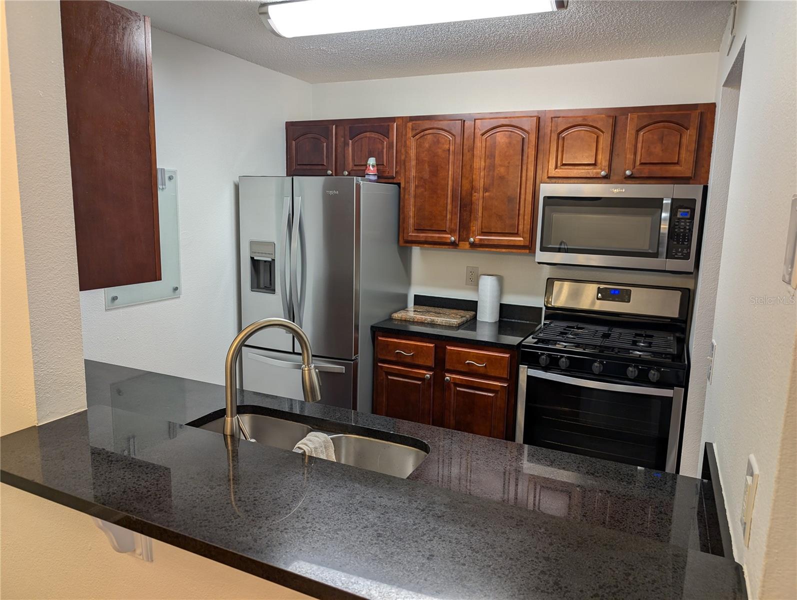 Image 12 of 31 For 2077 Dixie Belle Drive 2077g