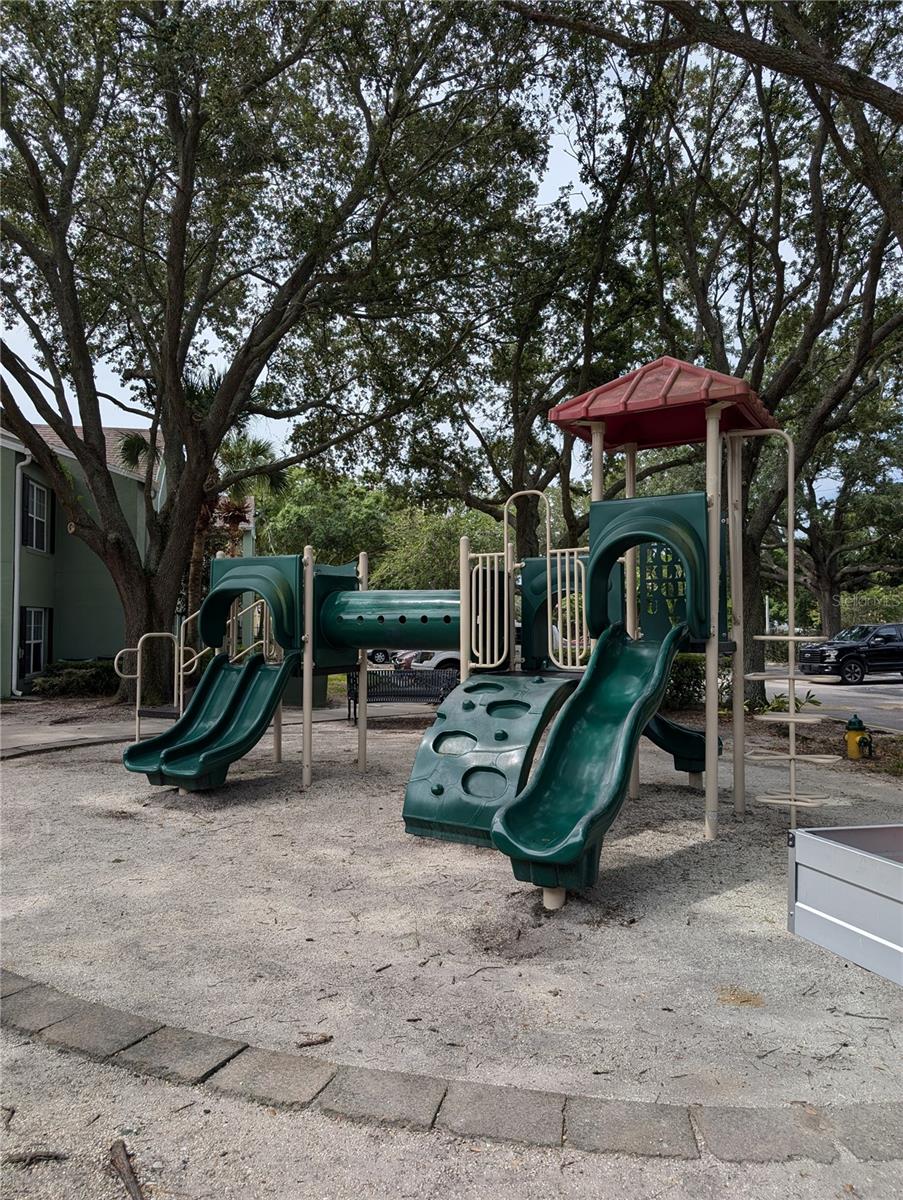 Image 31 of 31 For 2077 Dixie Belle Drive 2077g