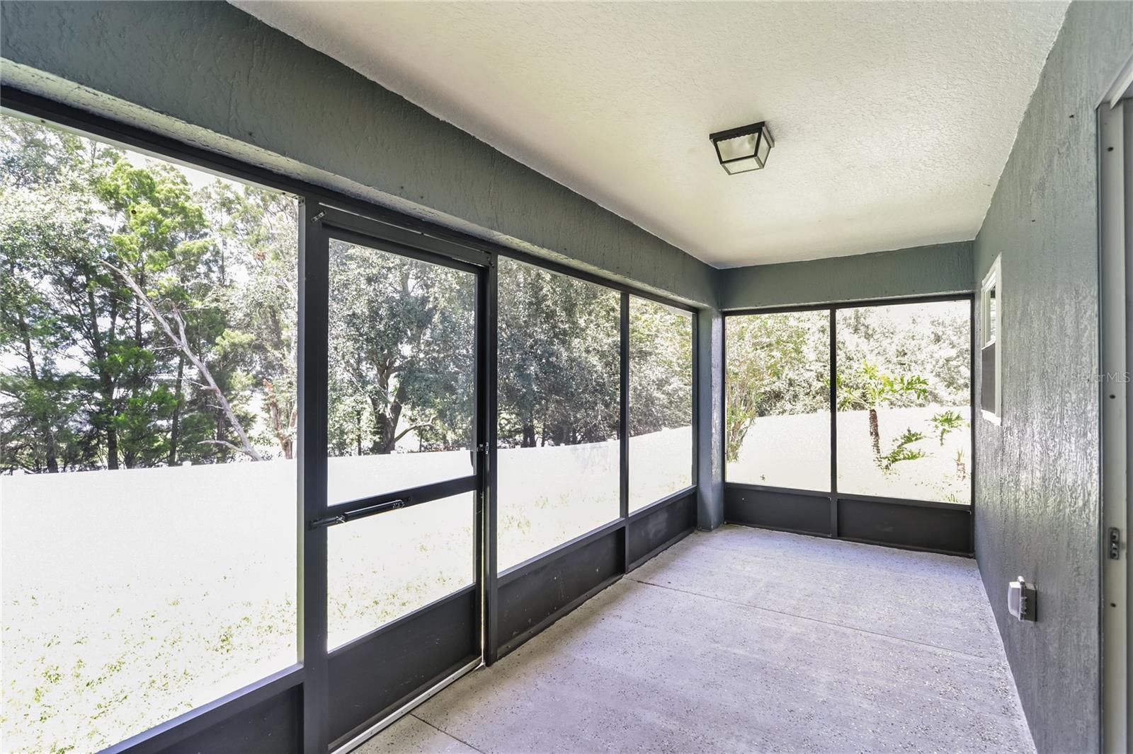 Image 8 of 16 For 10612 Cedar Forest Circle