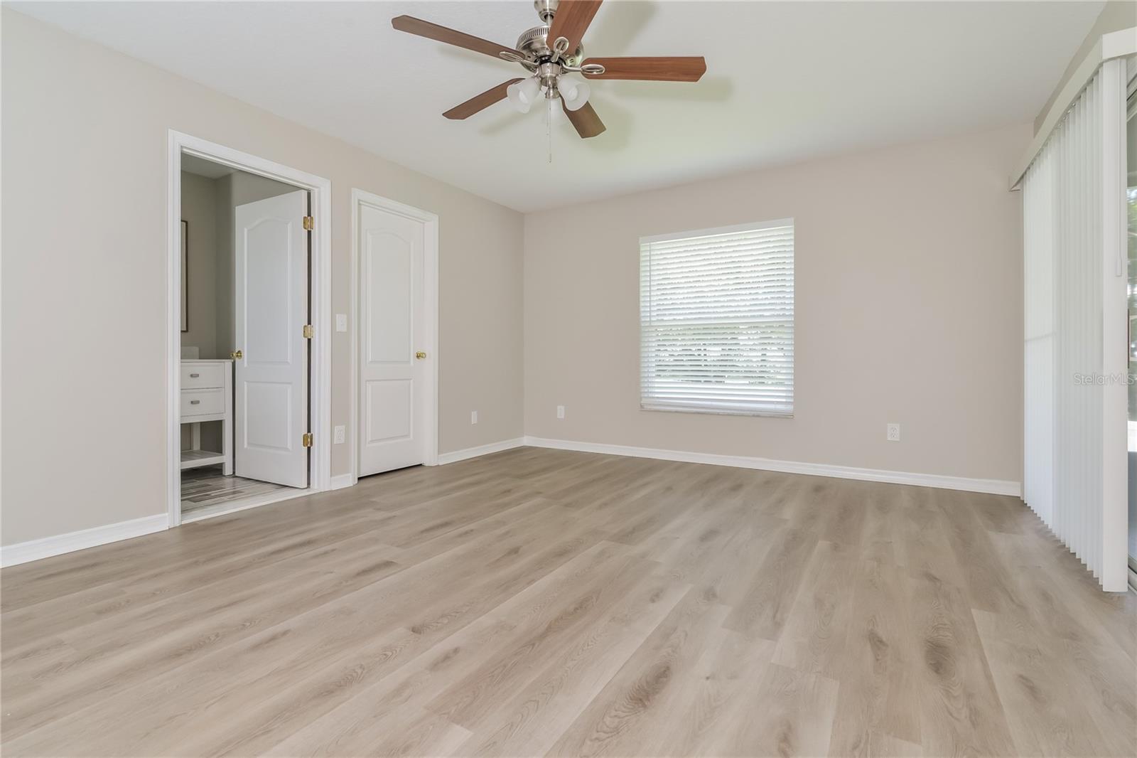 Image 9 of 16 For 10612 Cedar Forest Circle