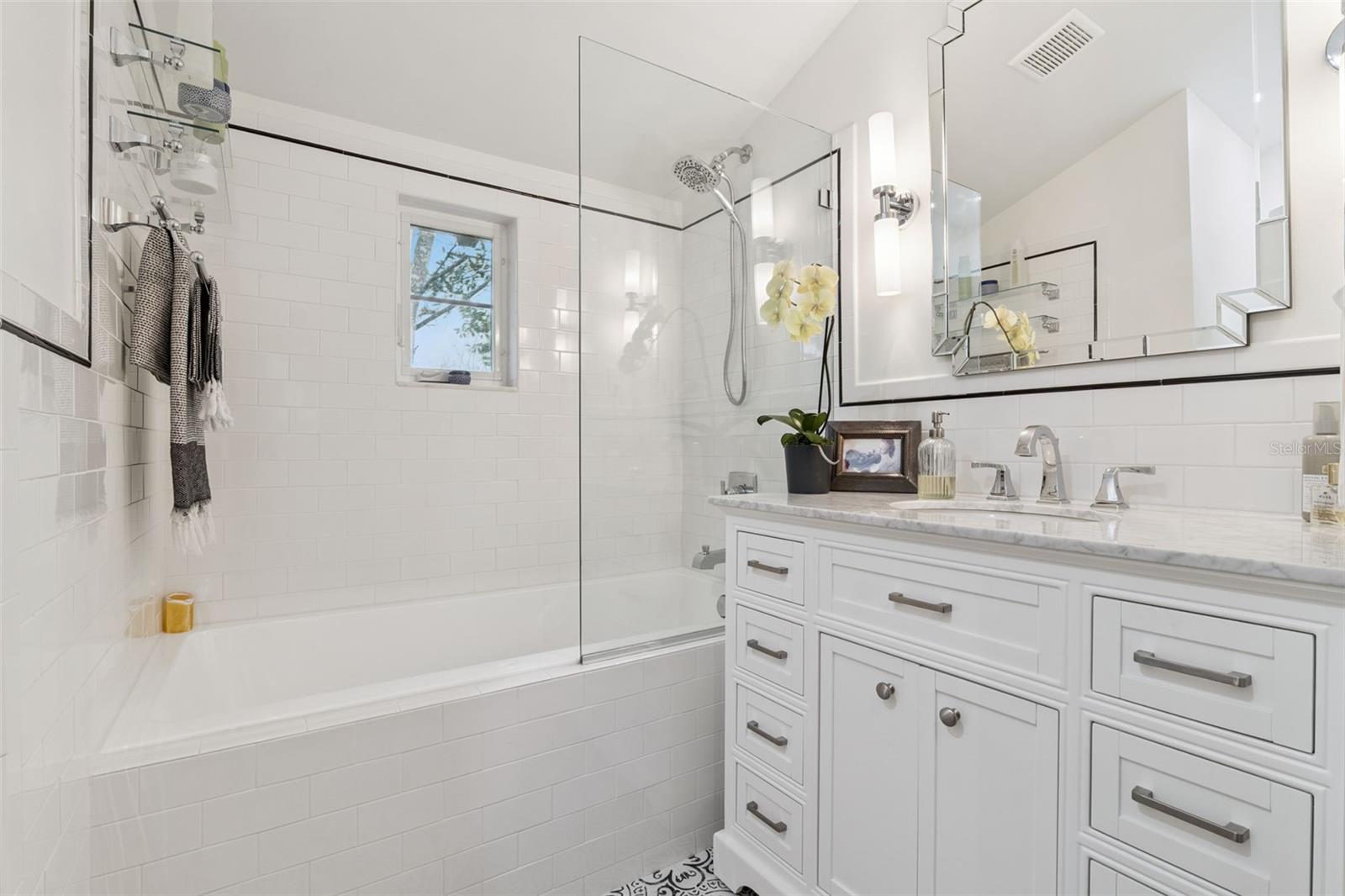 Image 22 of 47 For 1541 Westchester Avenue