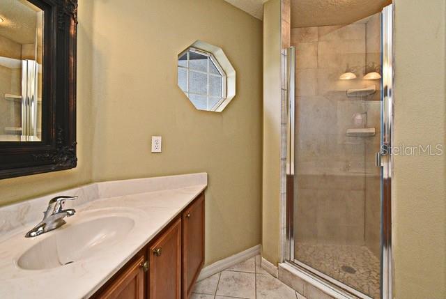 Image 41 of 57 For 11994 Mckinnon Road