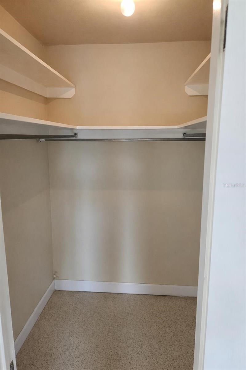 Image 4 of 12 For 2421 Archer Boulevard