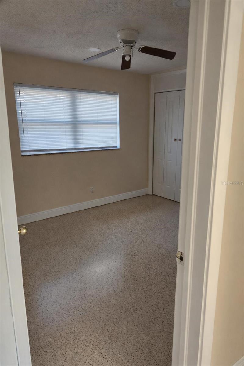 Image 5 of 12 For 2421 Archer Boulevard