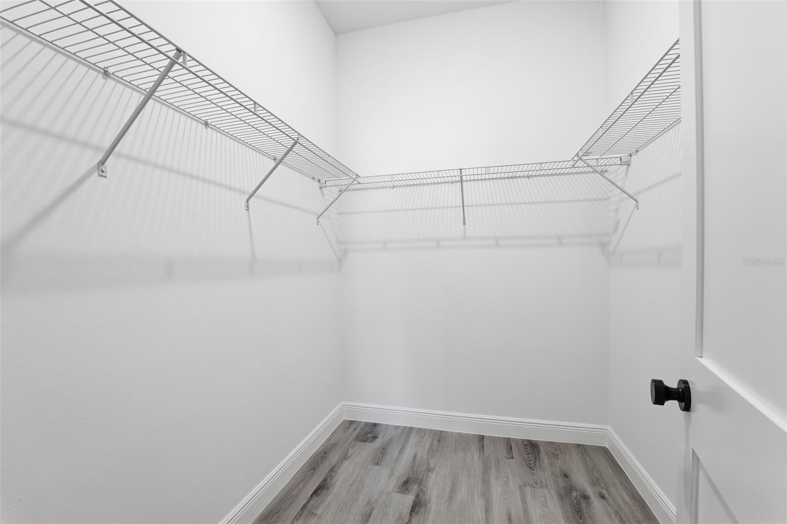 Image 22 of 34 For 6811 152nd Street