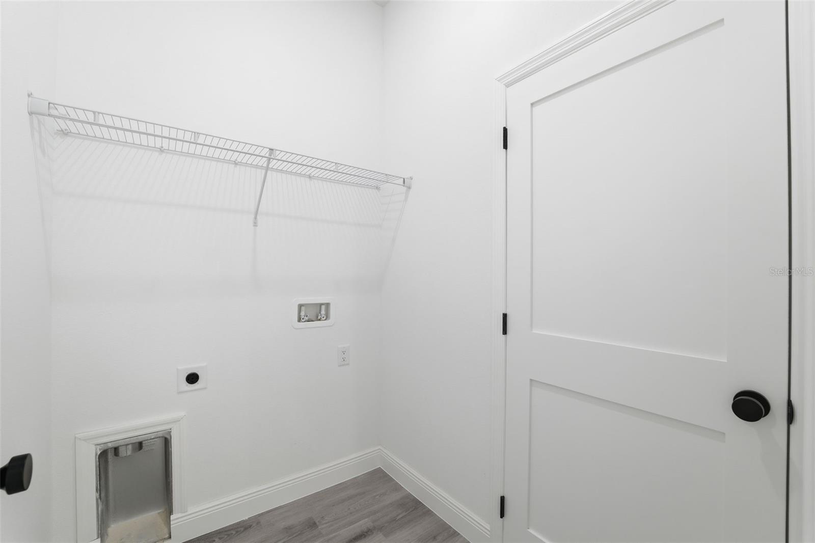 Image 30 of 34 For 6811 152nd Street