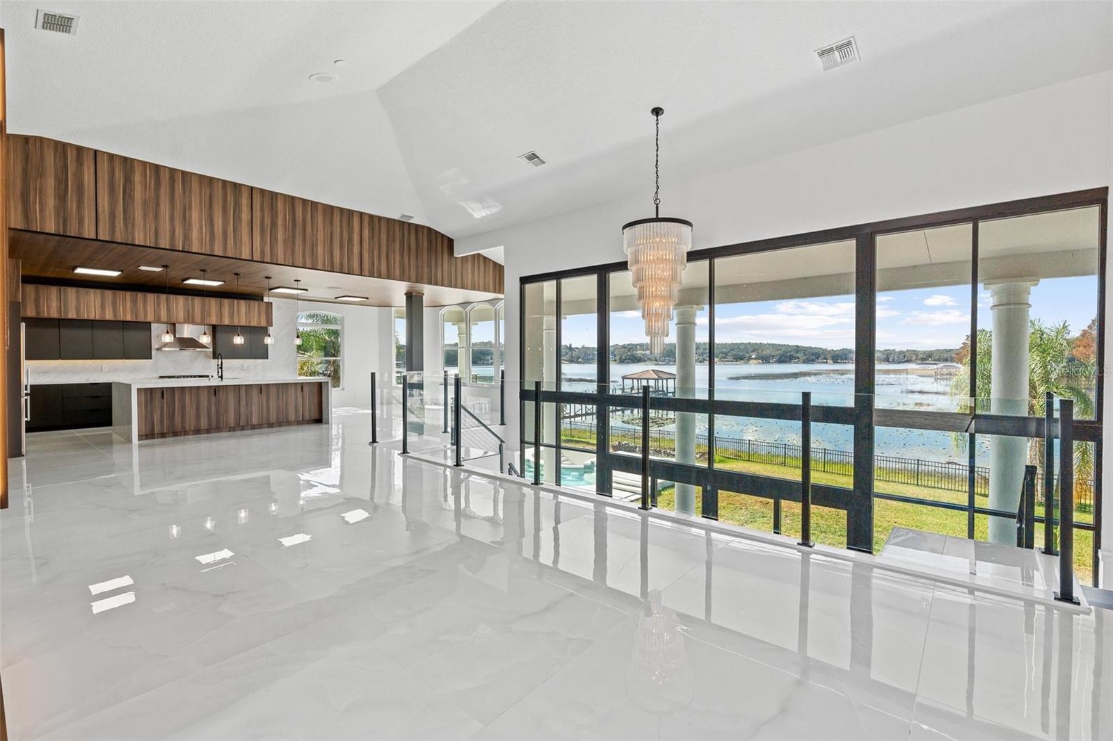 Image 5 of 75 For 10843 Lakeshore Drive