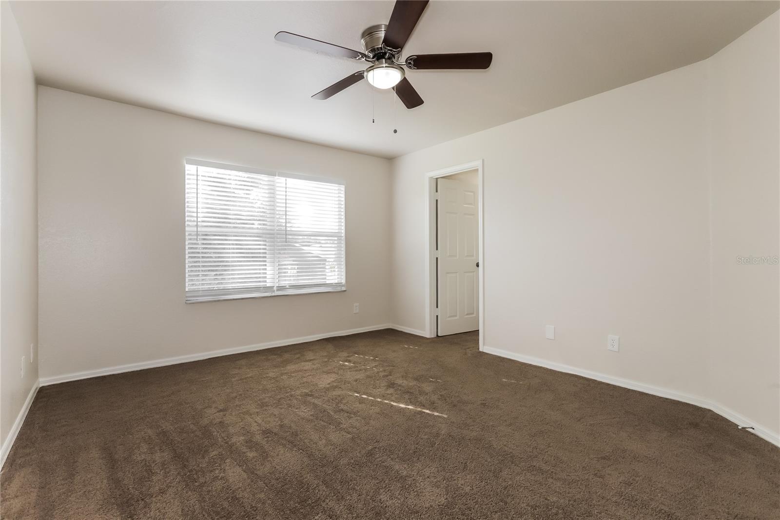 Image 8 of 17 For 11420 Bay Gardens Loop