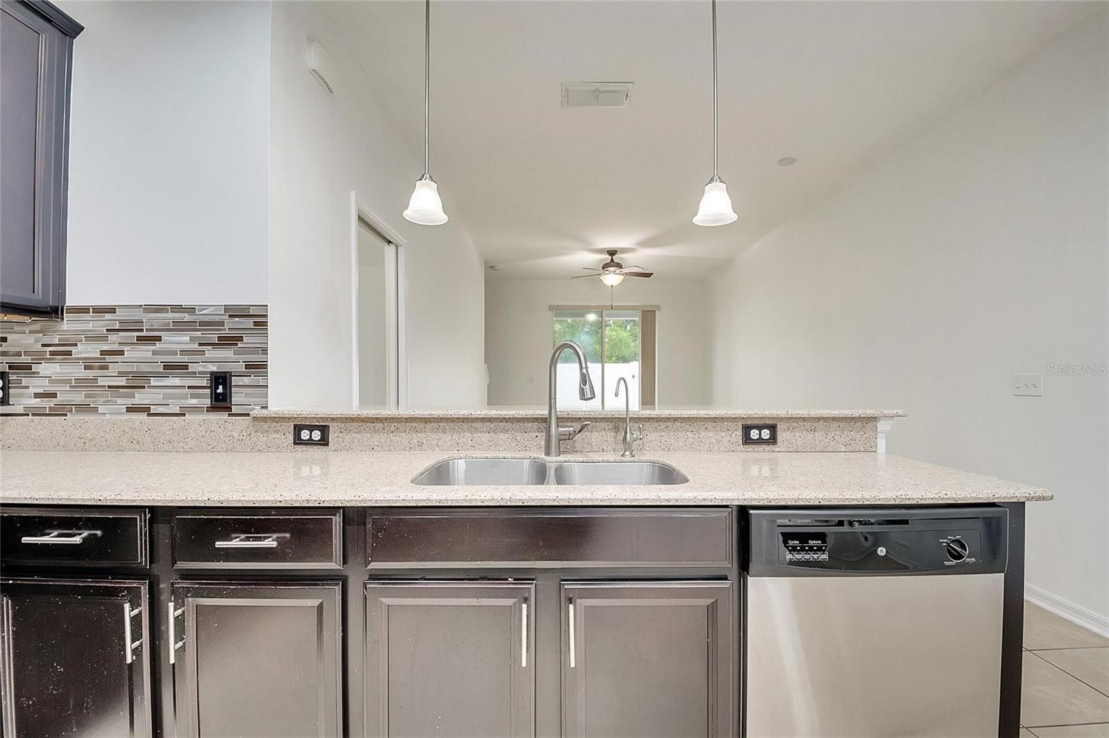 Image 11 of 62 For 9161 Shepton Street