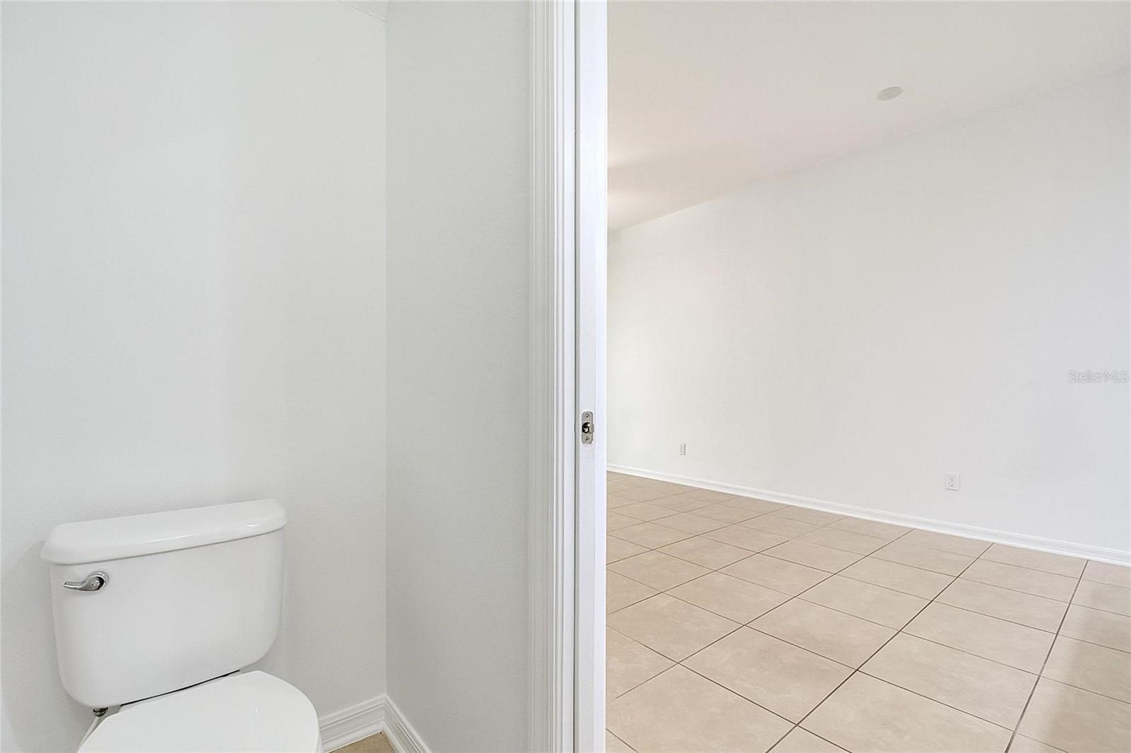 Image 17 of 62 For 9161 Shepton Street