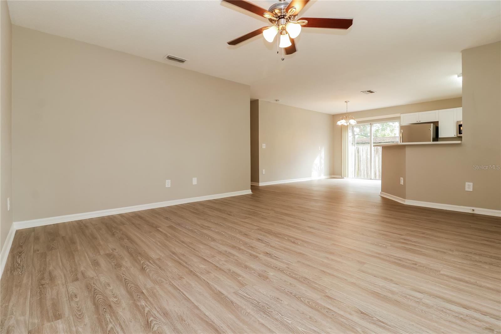 Image 4 of 15 For 2050 14th Street S