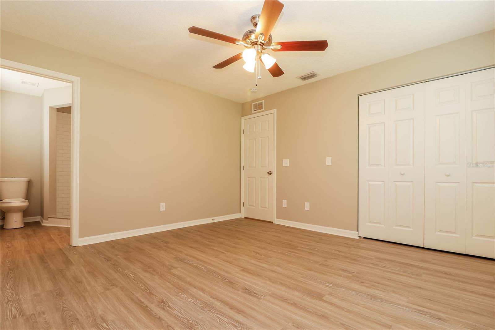 Image 9 of 15 For 2050 14th Street S