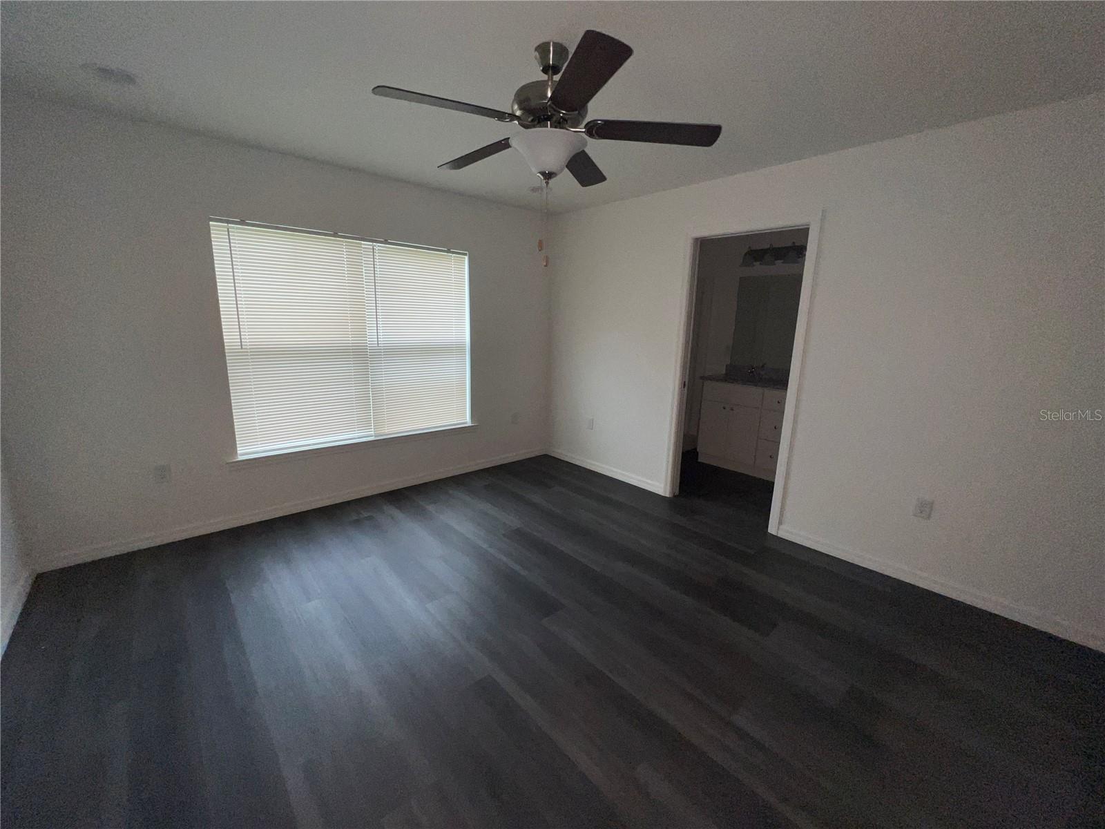 Image 10 of 23 For 9 Maple Drive Way