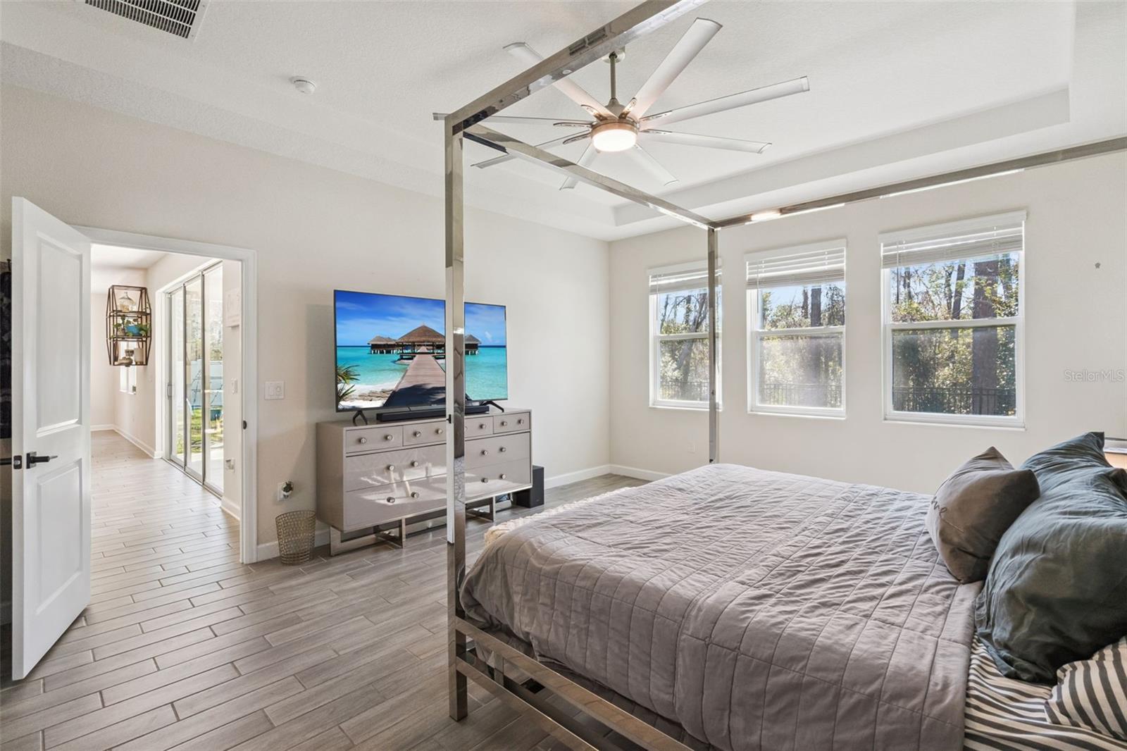 Image 18 of 68 For 11120 Robert Frost Drive