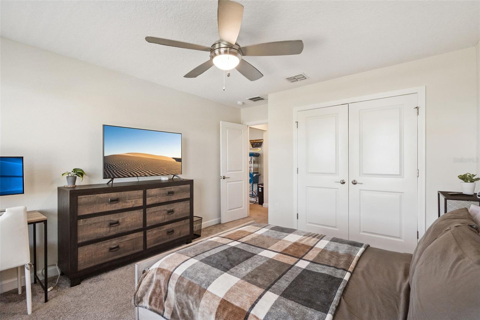 Image 27 of 68 For 11120 Robert Frost Drive