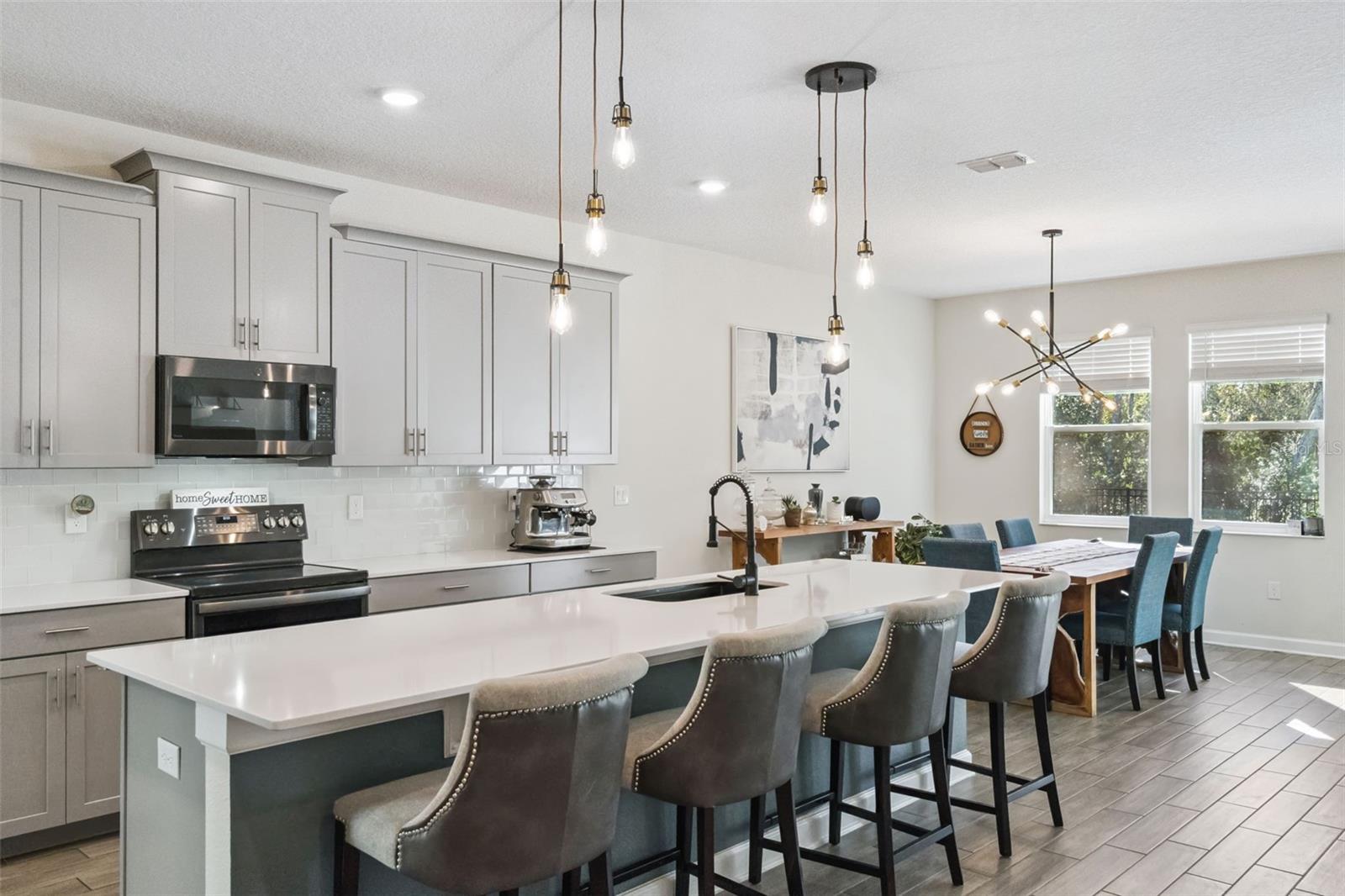 Image 8 of 68 For 11120 Robert Frost Drive