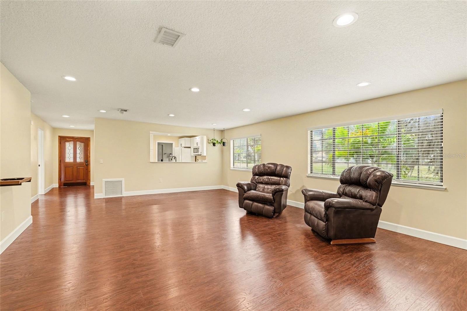 Image 11 of 26 For 4450 Sherwood Drive