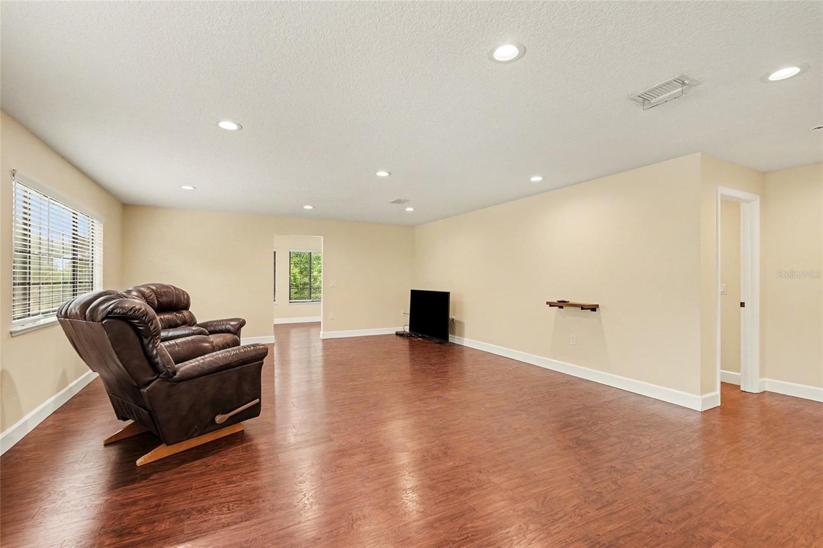 Image 13 of 26 For 4450 Sherwood Drive