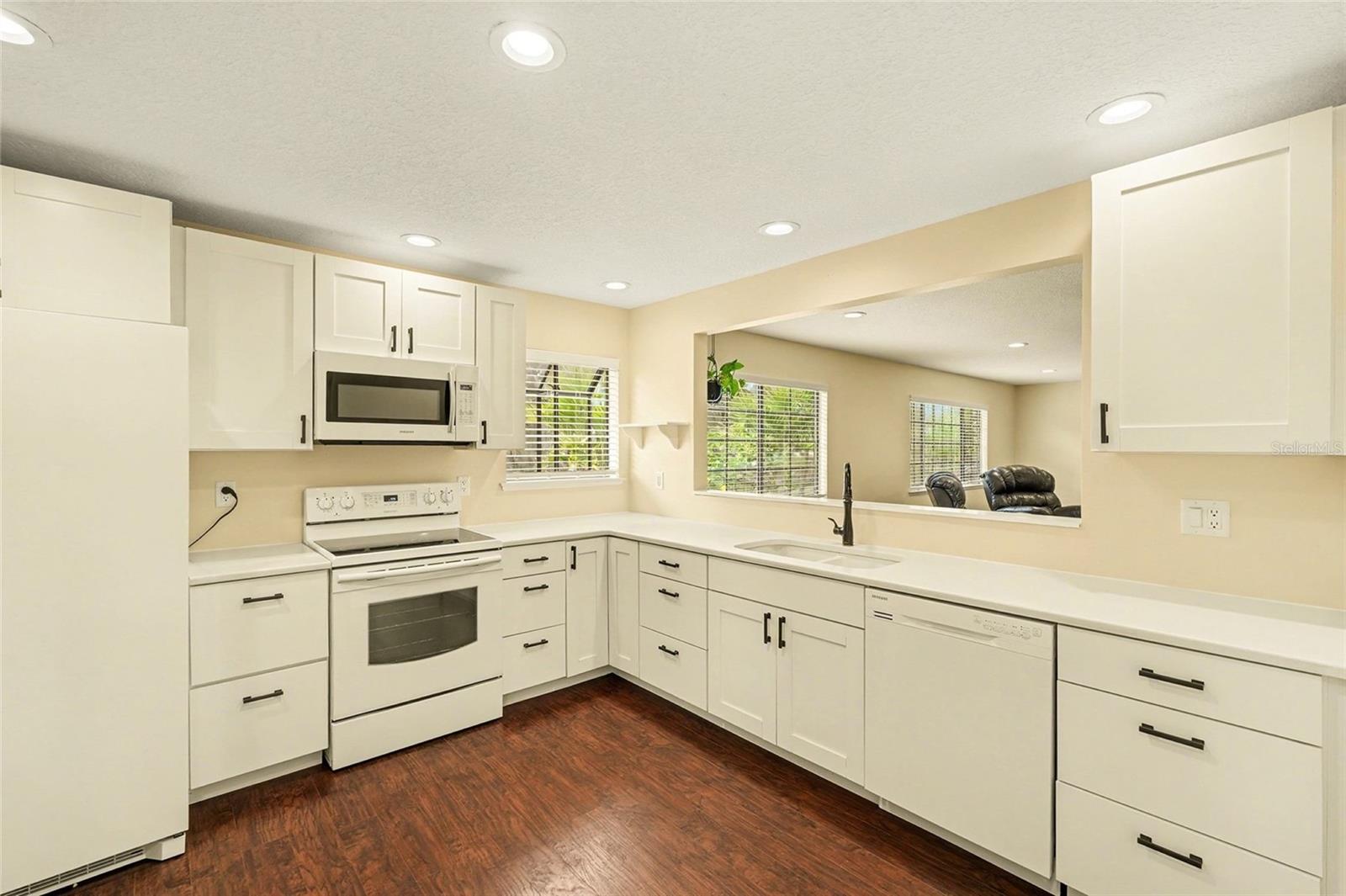 Image 7 of 26 For 4450 Sherwood Drive