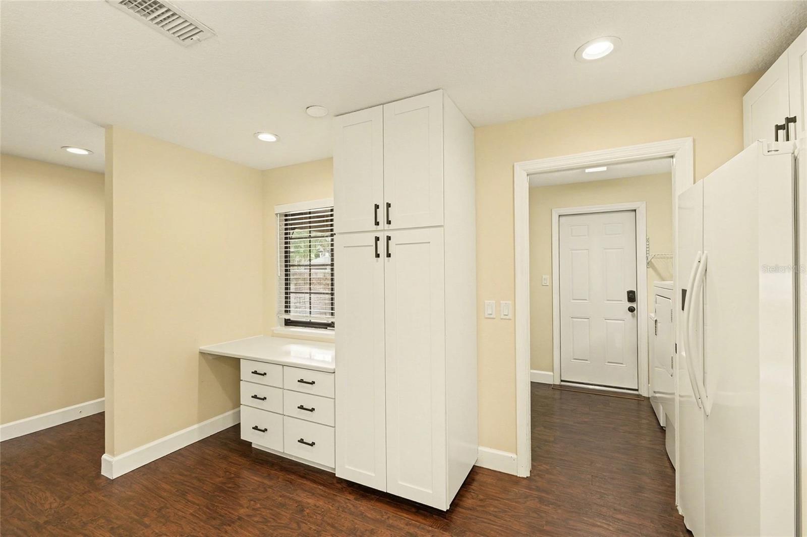 Image 9 of 26 For 4450 Sherwood Drive