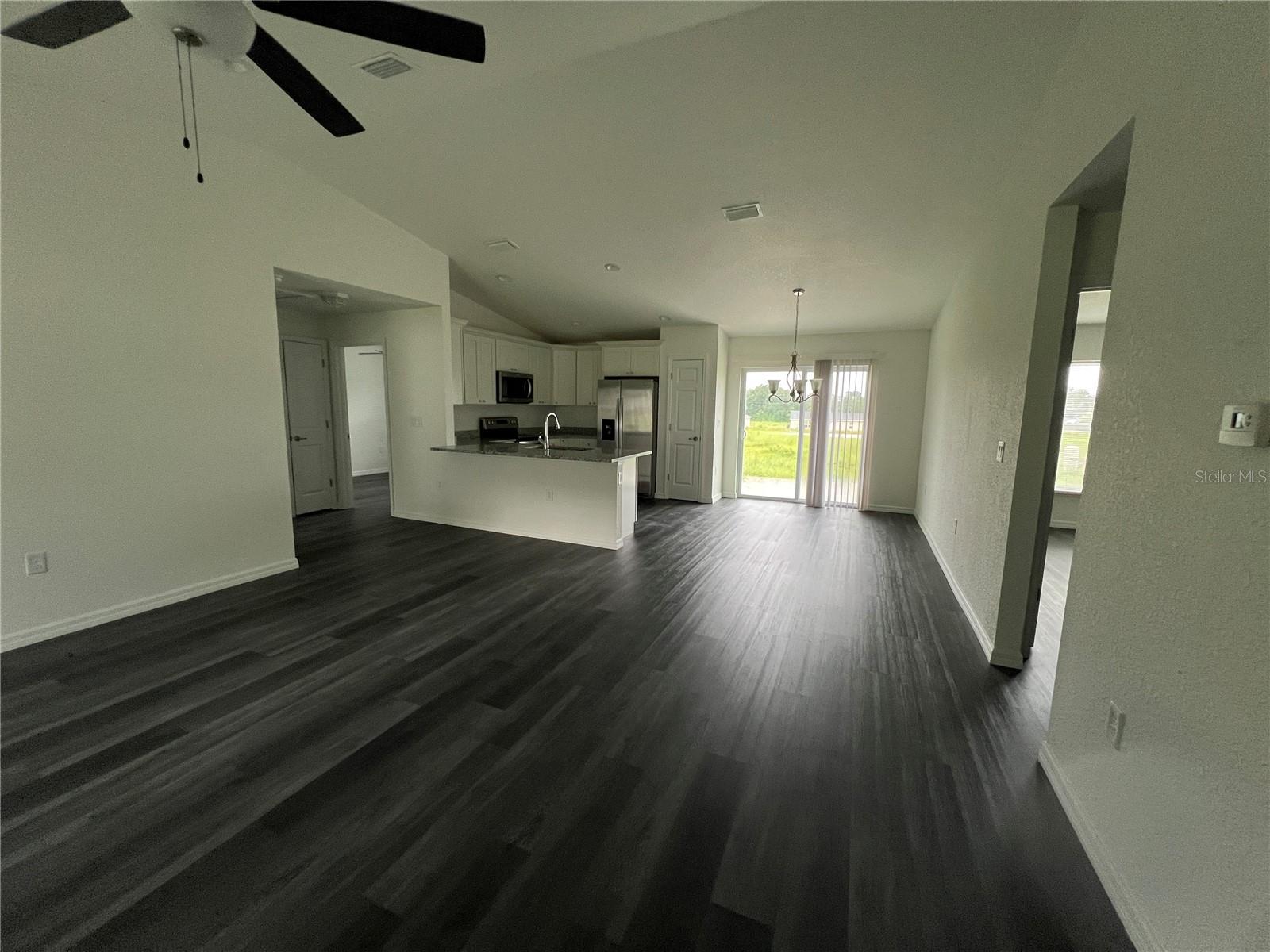 Image 5 of 26 For 9 Maple Lane