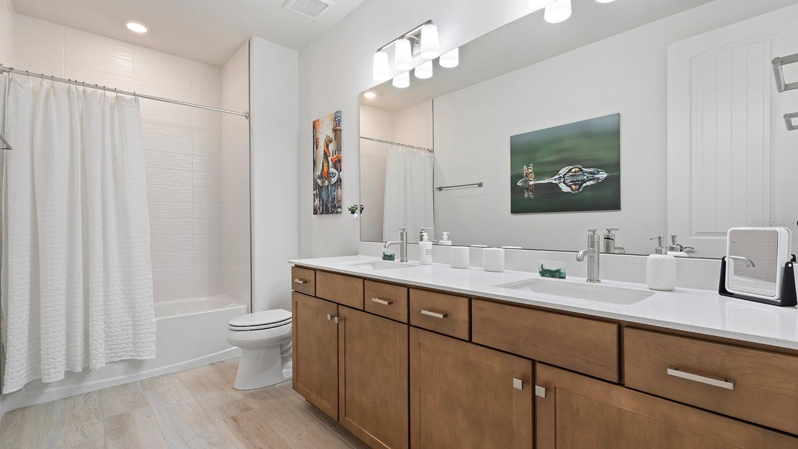 Image 33 of 54 For 13726 Tybee Beach Lane