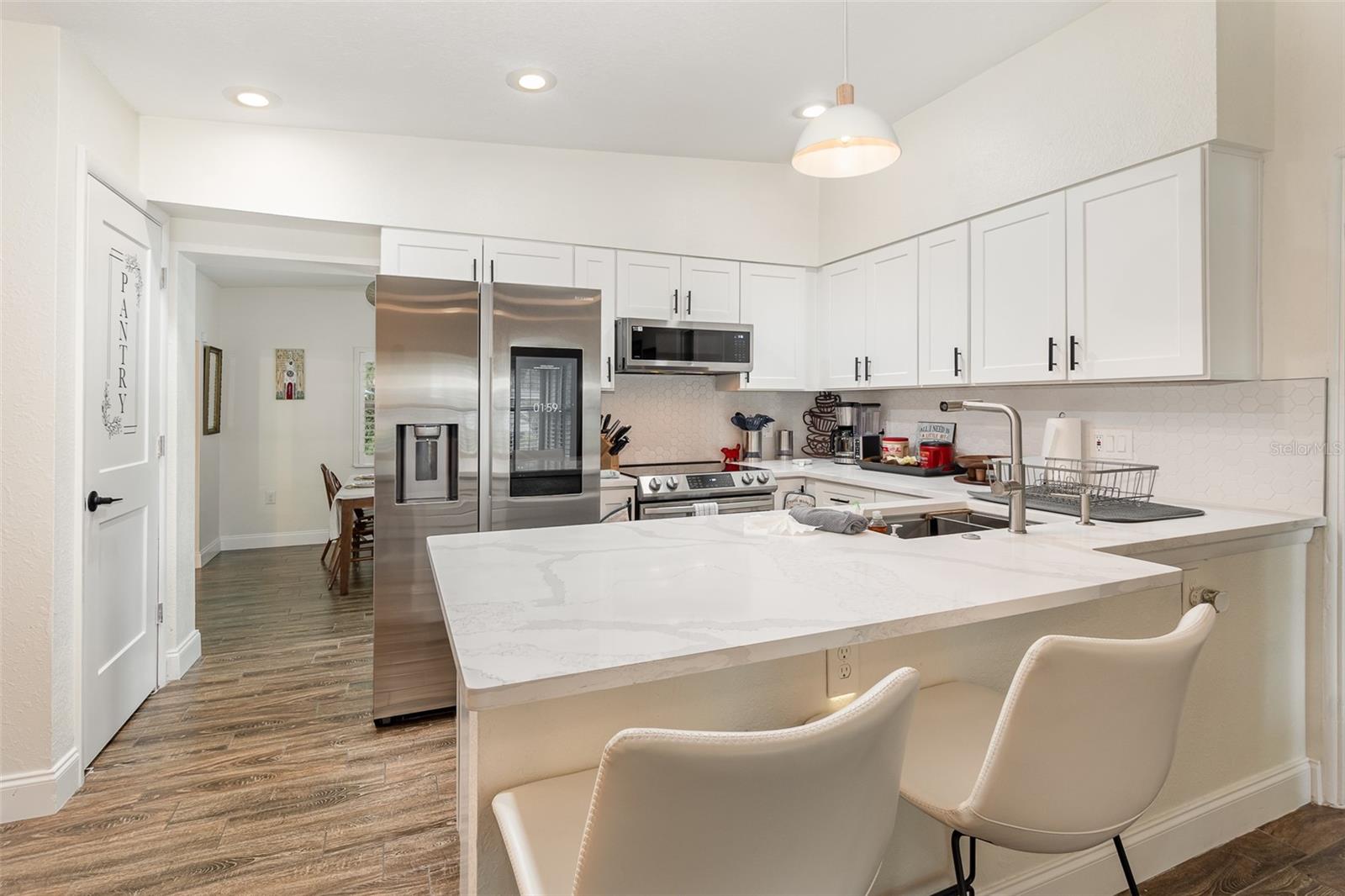 Image 9 of 21 For 2721 Marks Street