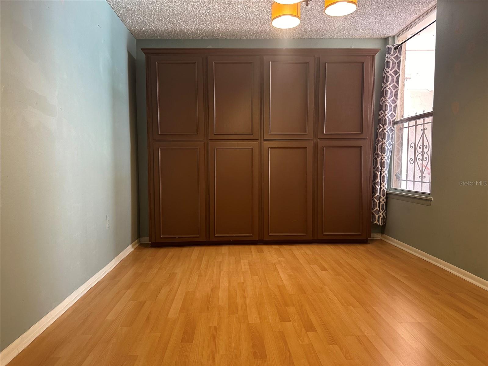 Image 2 of 9 For 516 Orange Drive 30