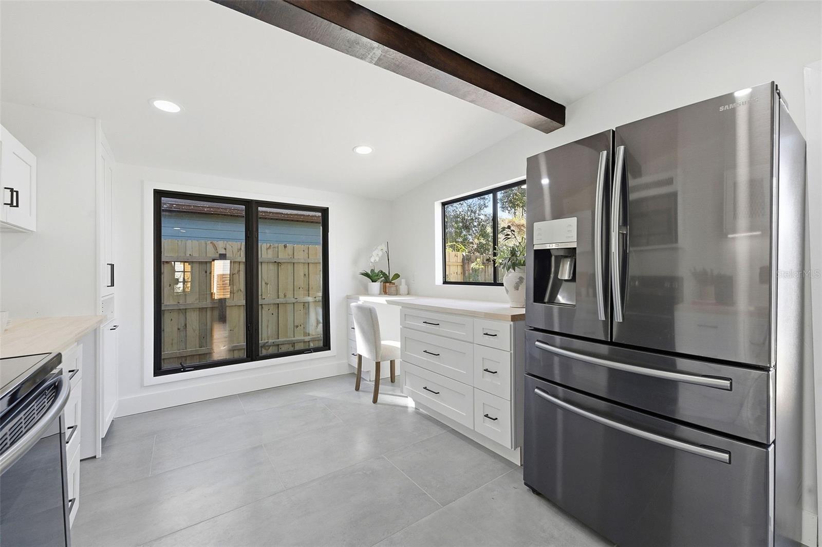 Image 11 of 31 For 1308 Oregon Street