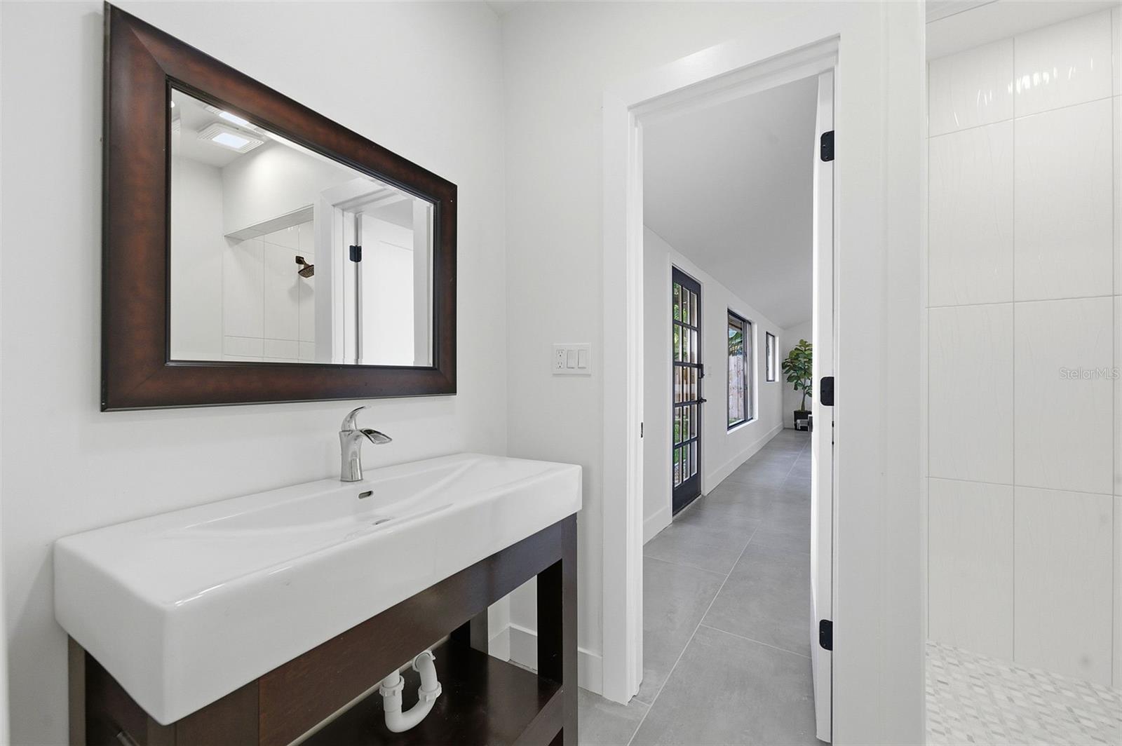 Image 24 of 31 For 1308 Oregon Street