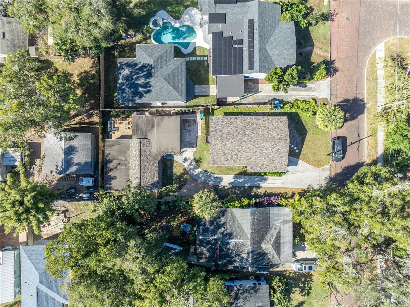 Image 29 of 31 For 1308 Oregon Street