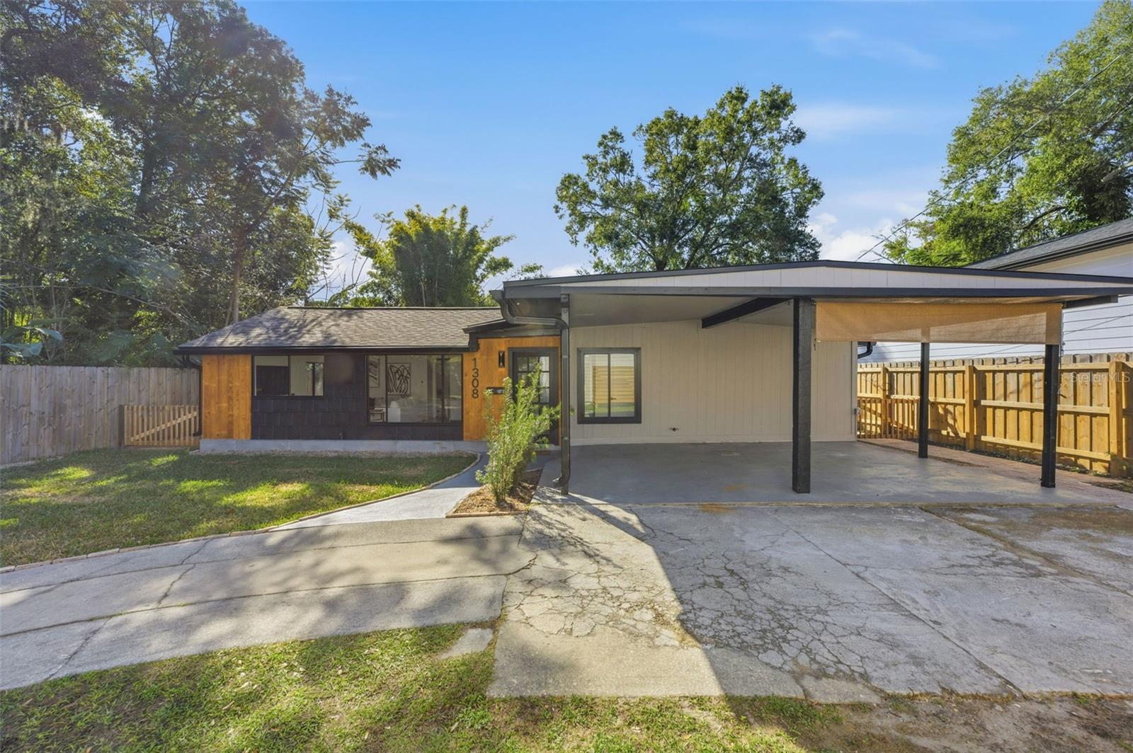 Image 3 of 31 For 1308 Oregon Street