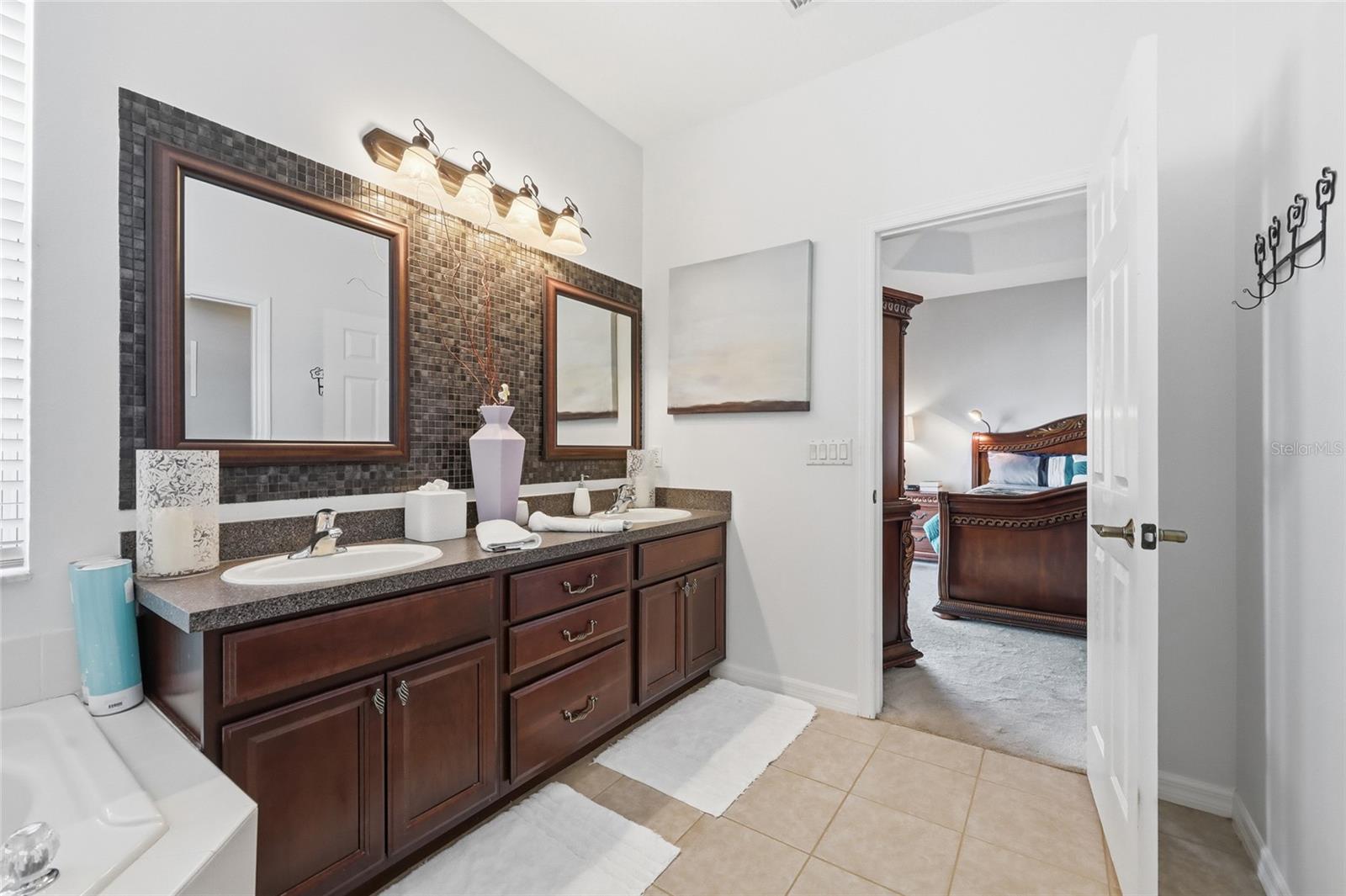 Image 24 of 37 For 4924 Atwood Drive