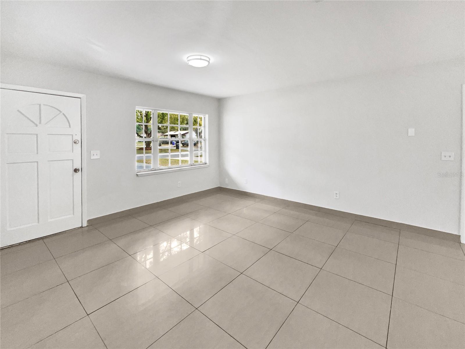 Image 3 of 18 For 4202 Cromwell Drive