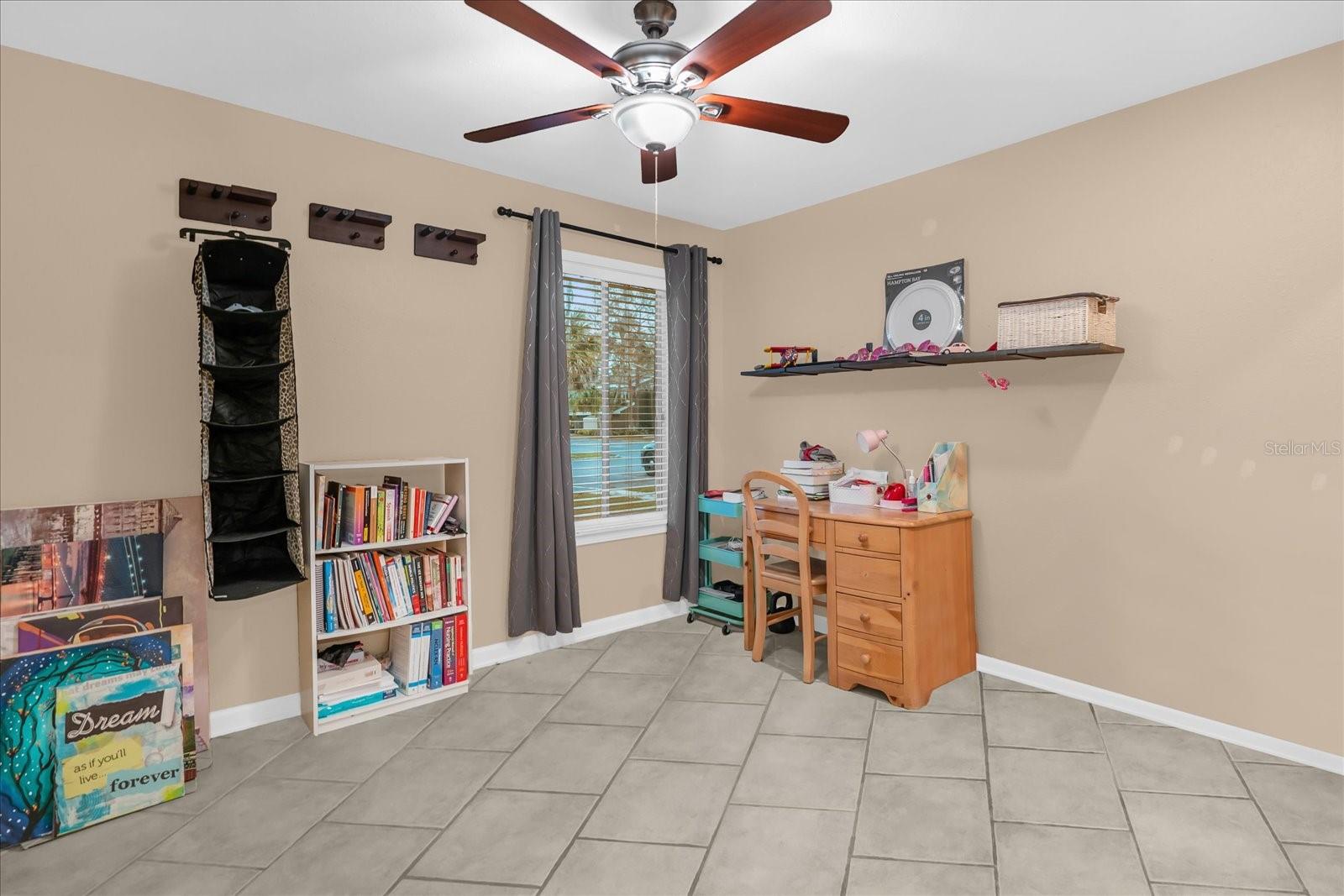 Image 16 of 27 For 5842 Peregrine Avenue C01