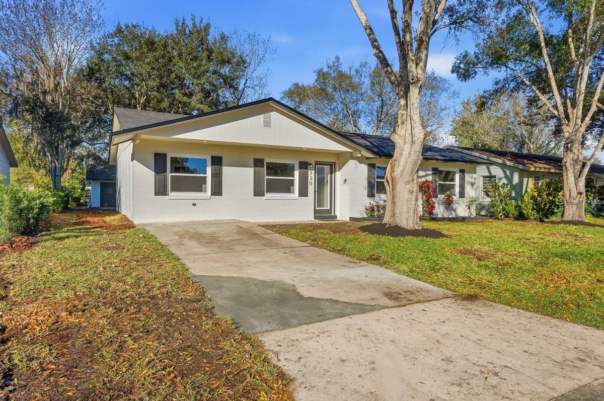 Image 3 of 39 For 330 Montana Avenue