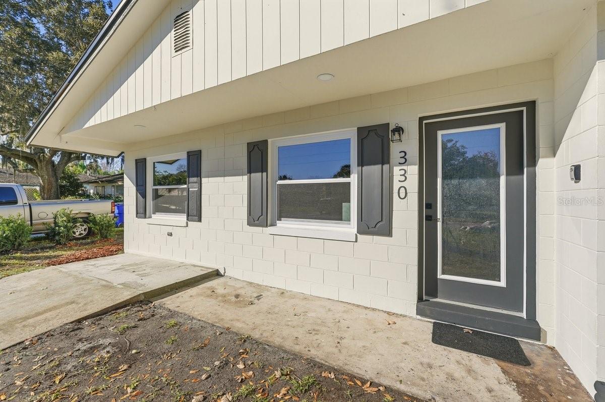 Image 4 of 39 For 330 Montana Avenue