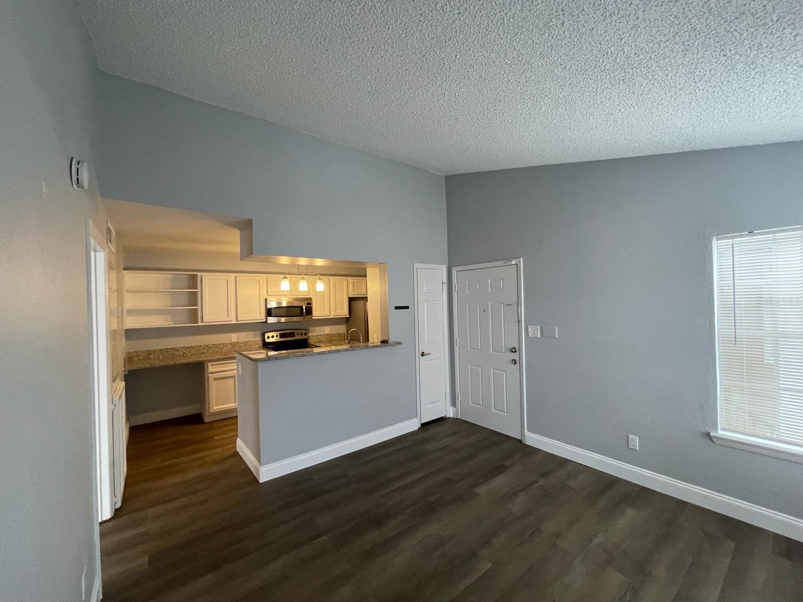 Image 16 of 32 For 5500 Devonbriar Way 212