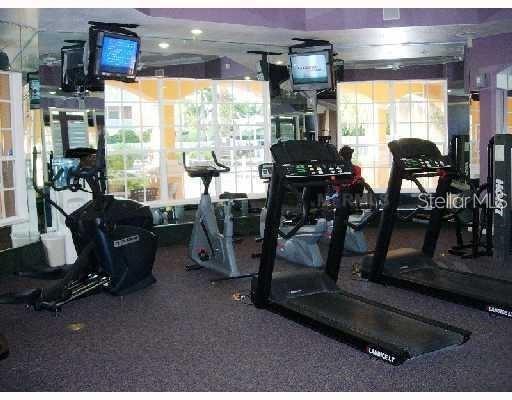 Image 5 of 13 For 5483 Vineland Road 10105