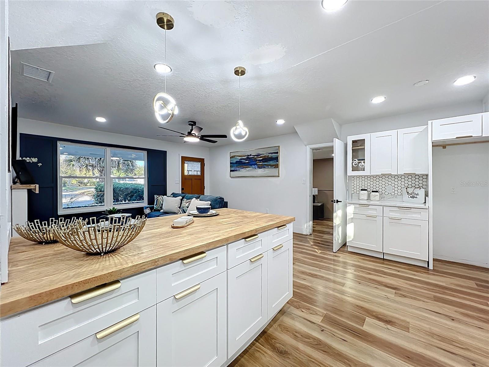 Image 21 of 50 For 6004 Shenandoah Way