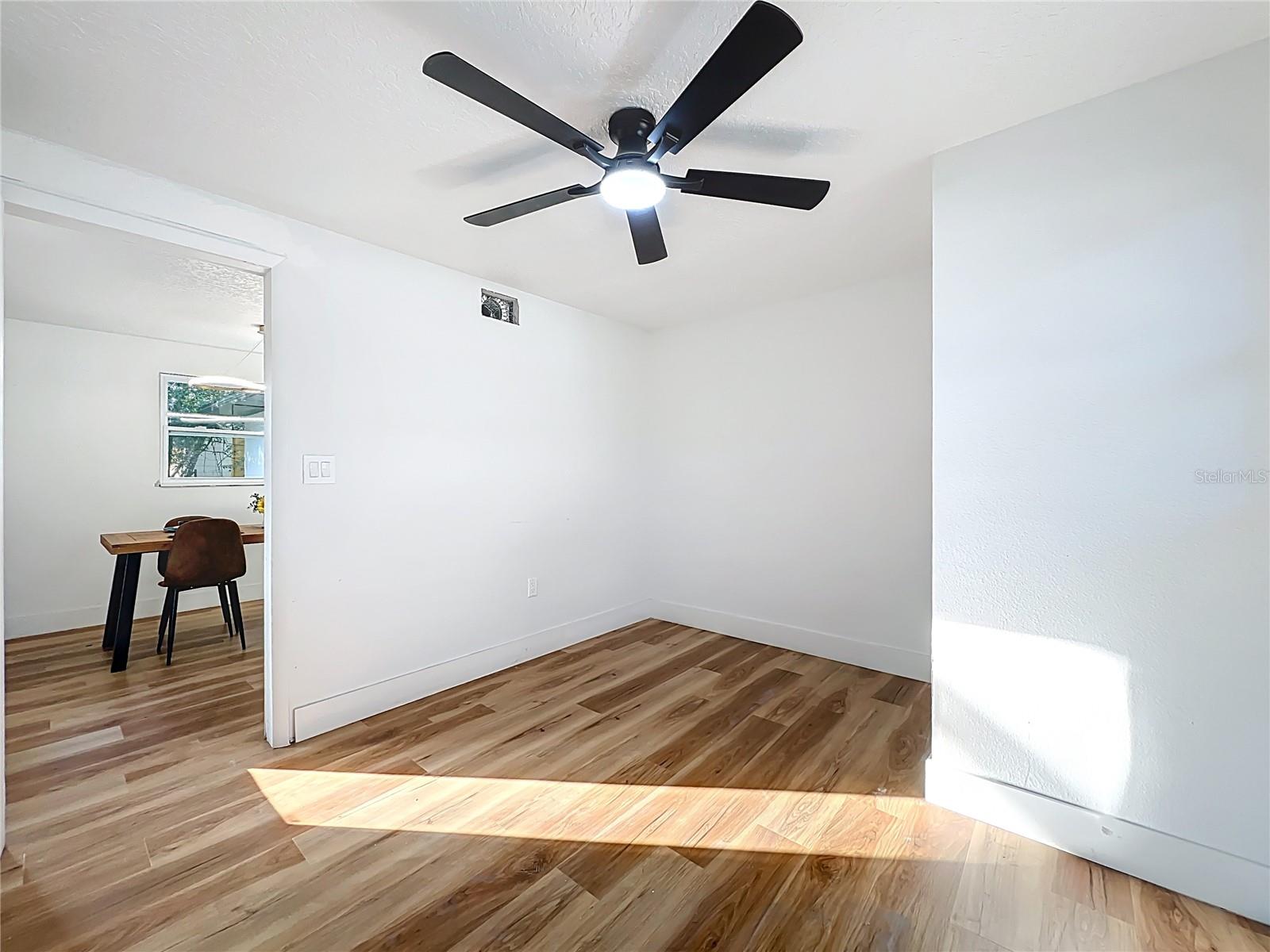 Image 27 of 50 For 6004 Shenandoah Way