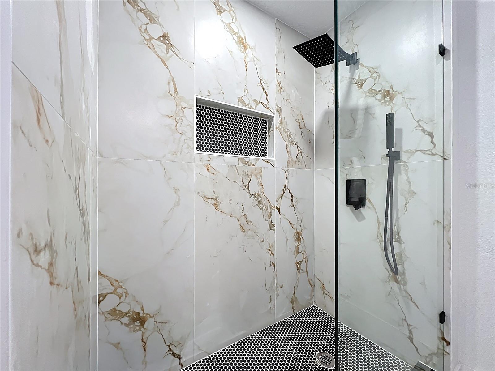 Image 33 of 50 For 6004 Shenandoah Way